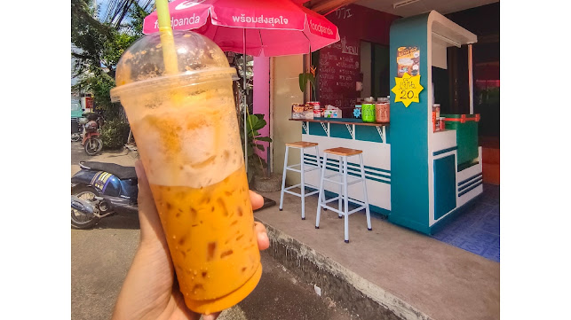 ต้นไทรคาเฟ่