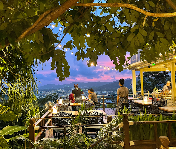 Tunk-ka Cafe local cuisine restaurant / ทุ่งคา-กาแฟ ร้านอาหารพื้นเมือง - การบริการอาหารและที่พัก