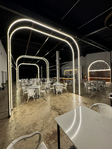 WINKIN Scintilla on sea - วินกิ้น ซิลเทลล่า ออน ซี 4 - การบริการอาหารและที่พัก