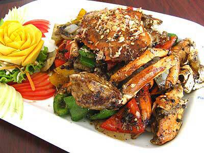 Opinii despre Domon No.6 Thaifood Seafood Patong în อำเภอกะทู้ - การบริการอาหารและที่พัก