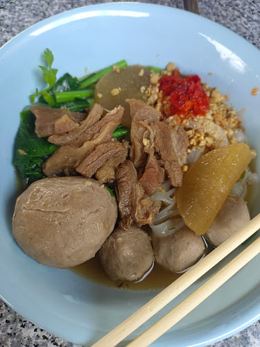 Opinii despre ก๋วยเตี๋ยวเนื้อฮาลาล พิษณุโลก în เมือง - การบริการอาหารและที่พัก