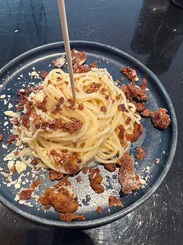 Roasty By Rai Ruen Rom (Asoke) - วัฒนา