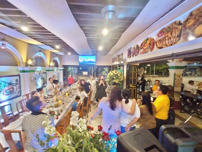 94 ถ. กระบี่ ตำบลตลาดเหนือ อำเภอเมืองภูเก็ต ภูเก็ต 83000