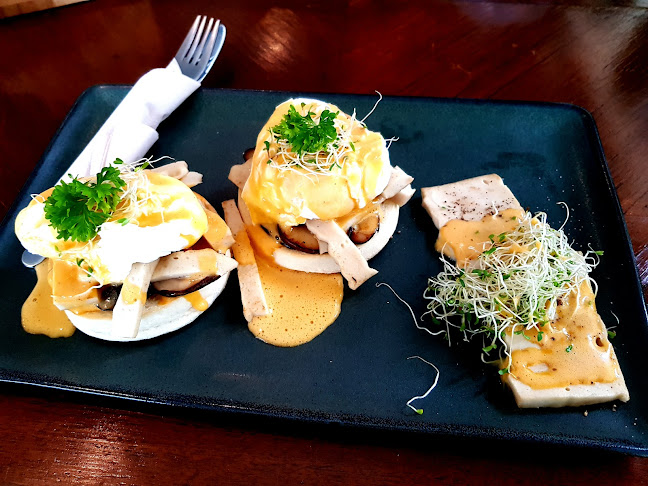 Opinii despre Austin Ribs Phuket în Muang - การบริการอาหารและที่พัก