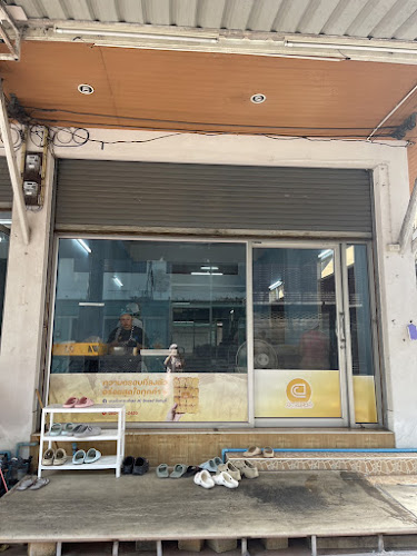 ขนมปังกระเทียม JC Bread เจ้าดัง - การบริการอาหารและที่พัก