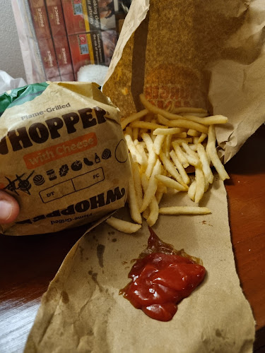 102/7,8 9 ถนน กะตะ ตำบล กะรน อำเภอเมืองภูเก็ต ภูเก็ต 83100