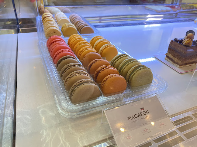 French Kitsch Café - Central Korat Store - การบริการอาหารและที่พัก