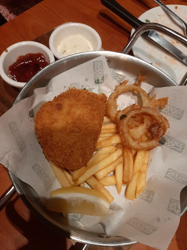 ซิซซ์เล่อร์ เซ็นทรัล แจ้งวัฒนะ