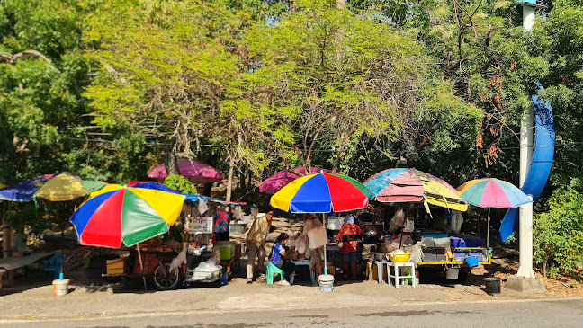 ป้าน้องอาหารตามสั่ง - อำเภอบางละมุง