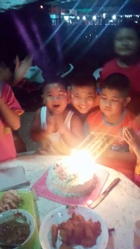 Opinii despre ตลาดน้ำอุ่น în อำเภอเมืองจันทบุรี - การบริการอาหารและที่พัก