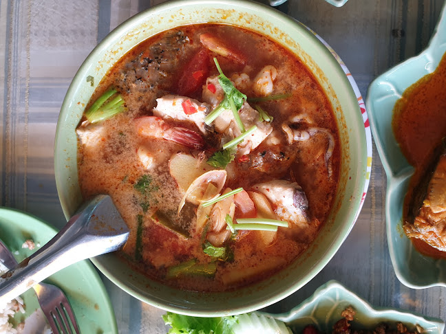 ร้านจัดจ้าน โดยโกแดง - อำเภอเมืองภูเก็ต