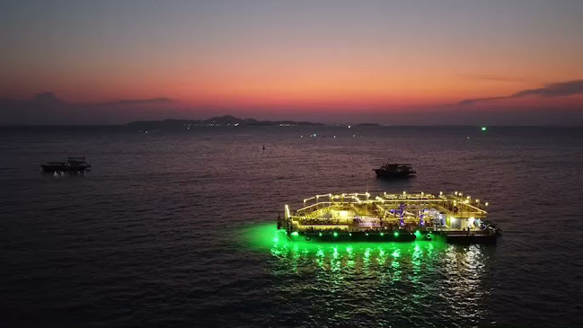 Tappia Floating Cafe Pattaya