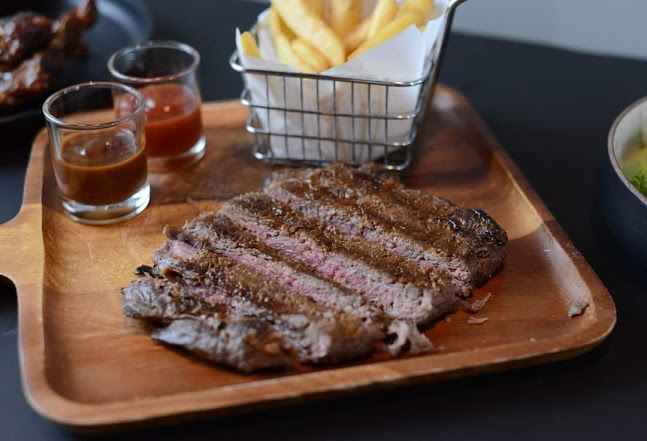 Opinii despre AB HOUSE - Burger & Steak în อำเภอเมืองภูเก็ต - การบริการอาหารและที่พัก