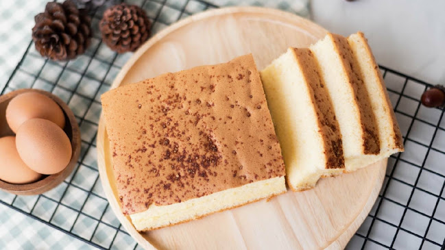 เค้กไข่ไทยแลนด์ ขนมบ้านพู่กัน สาขาหาดใหญ่ - การบริการอาหารและที่พัก