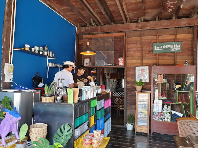 Ducktionary - การบริการอาหารและที่พัก