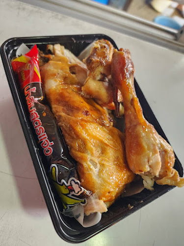 ไก่ย่างห้าดาว โลตัสเอื้ออาทร สุวรรณภูมิ2 - อำเภอบางพลี