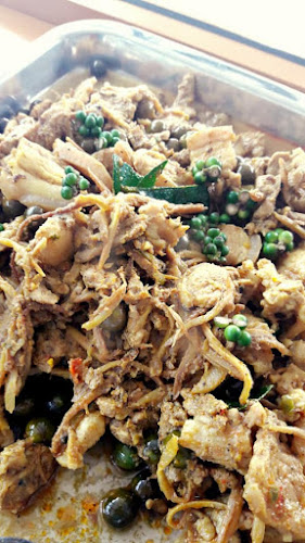 ร้านข้าวแกงปักษ์ใต้ By ตู่ - การบริการอาหารและที่พัก