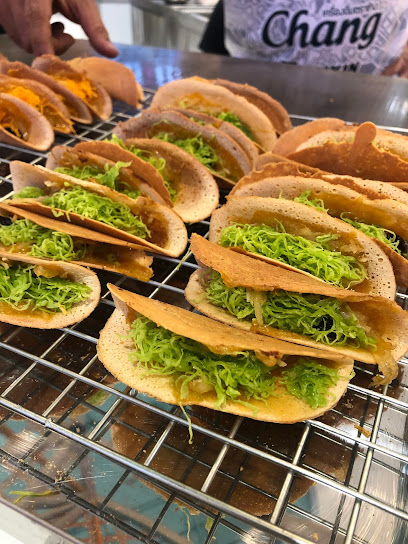 2499 เบื้องครองเมือง Thai crape หน้าTops