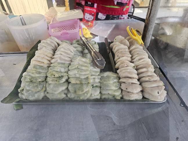 กุยช่าย ร.พ.จันทบุรี(ซอยสะพานขาว) - การบริการอาหารและที่พัก