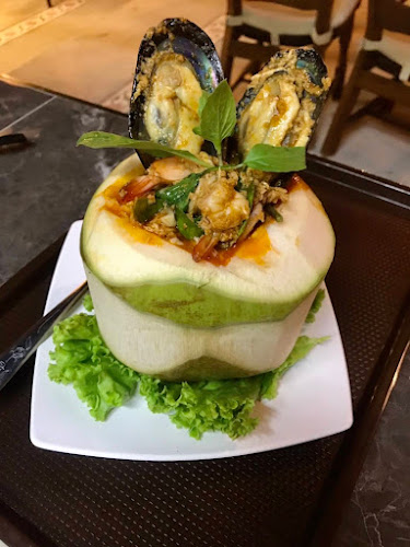 Comentarii opinii despre ร้านเนื้อหอม​ ริมมูล​ อุบลราชธานี​ (Nuehom​ Restuarant)​