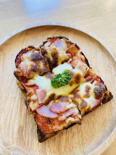 Grand view cafe' - การบริการอาหารและที่พัก