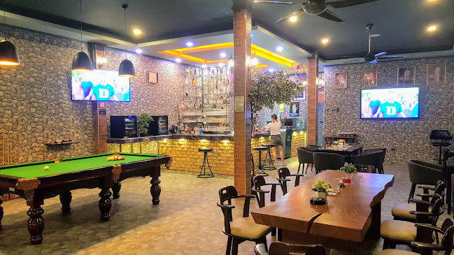 Torti's Biergarten - การบริการอาหารและที่พัก