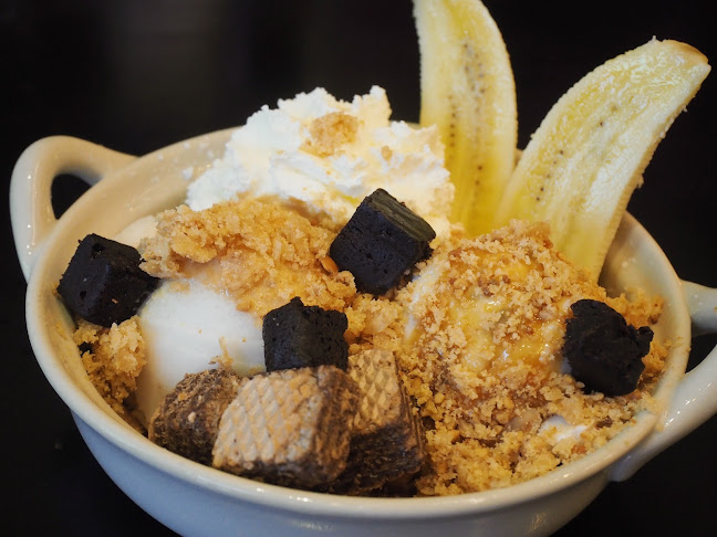 16 ซอย รมณีย์ ตำบลตลาดใหญ่ อำเภอเมืองภูเก็ต ภูเก็ต 83000