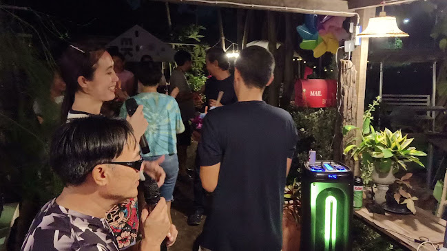 กรมชลคาแฟ่ - การบริการอาหารและที่พัก