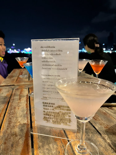 Opinii despre Tappia Floating Cafe Pattaya în อำเภอบางละมุง - การบริการอาหารและที่พัก