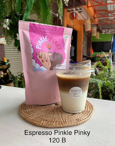 Opinii despre ร้านกาแฟ ซิมเพิล คาเฟ่ แหลมฉบัง în อำเภอศรีราชา - การบริการอาหารและที่พัก