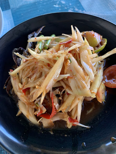 ร้านหอมมะนาว HomManaw ส้มตำแซ่บนัว(ร้านเดิม) - การบริการอาหารและที่พัก