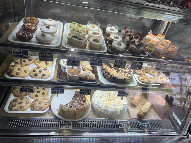 Bakery kata Phuket / Chez Baguette Anthony