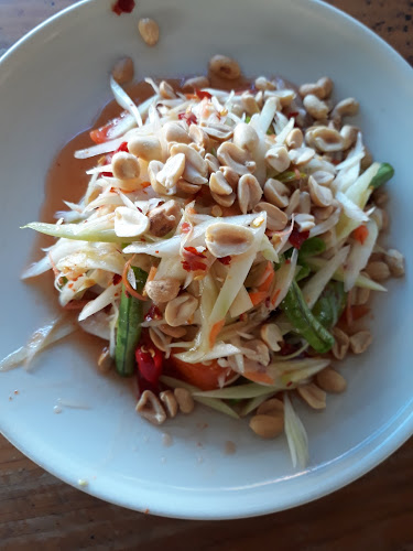 ร้านส้มตำเจ้หนิงอร่อยเหาะ - อำเภอเมืองนครราชสีมา