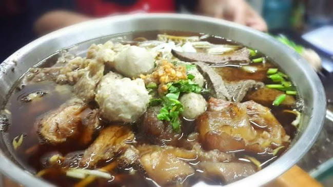 Comentarii opinii despre ร้านเนื้อกะเตี๋ยว กระเพราป่า