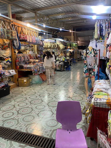 Night Market Patong - การบริการอาหารและที่พัก