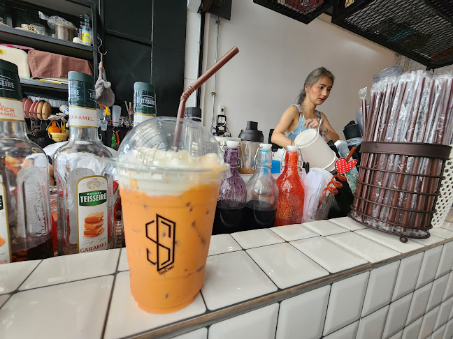 17 ซ ถนน ชวนะอุทิศ ตำบลวัดใหม่ อำเภอเมืองจันทบุรี จันทบุรี 22000