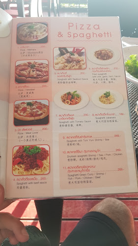 Opinii despre Sea Side Jomtien Beach Restaurant în อำเภอบางละมุง - การบริการอาหารและที่พัก