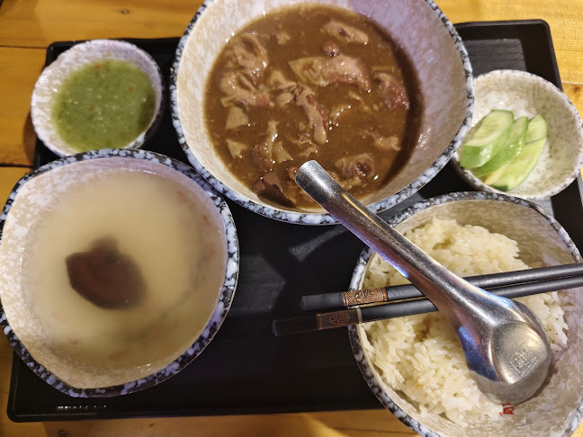 ขวัญใจข้าวมันไก่สิงคโปร์ - อำเภอบางบัวทอง