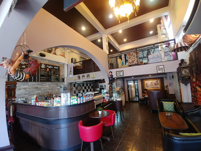 15/4 ถนน เอกาทศรฐ ตำบล ในเมือง เมือง พิษณุโลก 65000