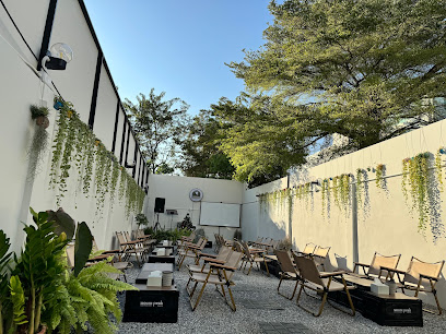 Black sheep bar&garden