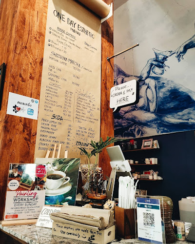 WWW5+7RM หนองใหญ่ 6 เมืองพัทยา อำเภอบางละมุง ชลบุรี 20150