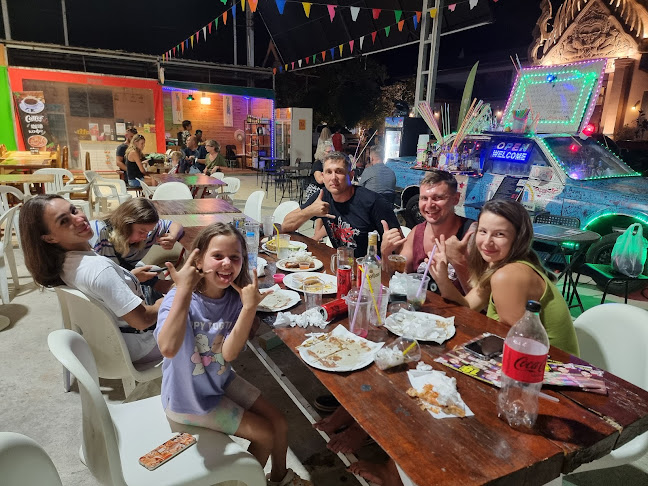 2FA Classic Car Bar Cocktail