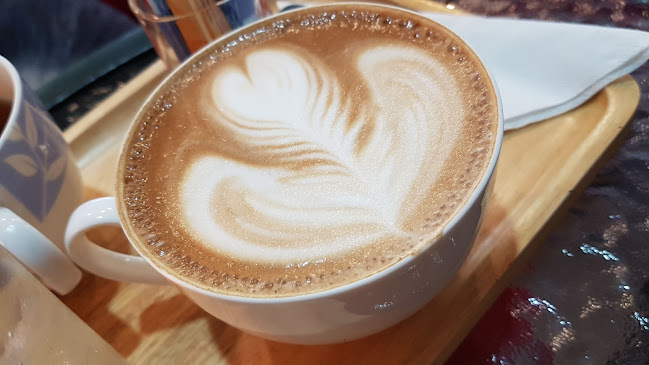 Opinii despre Coffee More Khonkaen ร้านคอฟฟี่ มอร์ ขอนแก่น în เมือง - การบริการอาหารและที่พัก