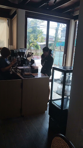 ร้านคุณตา Grandpa - การบริการอาหารและที่พัก