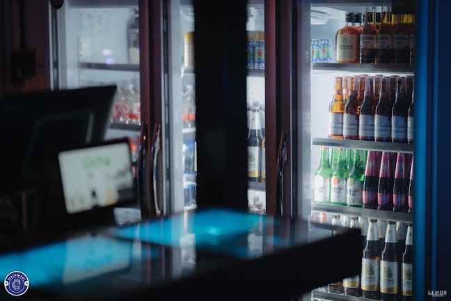 Comentarii opinii despre Blacked Out