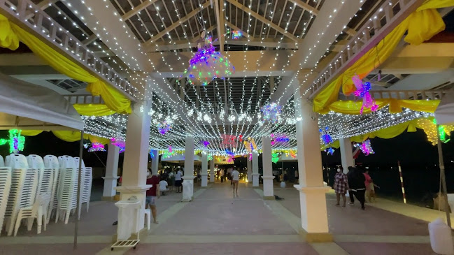 ตลาดเก่าริมน้ำปากเกร็ด - การบริการอาหารและที่พัก