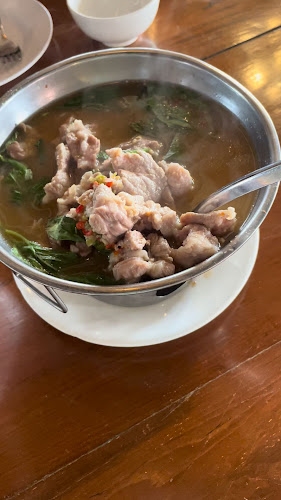 จางวางอิ่ม - การบริการอาหารและที่พัก