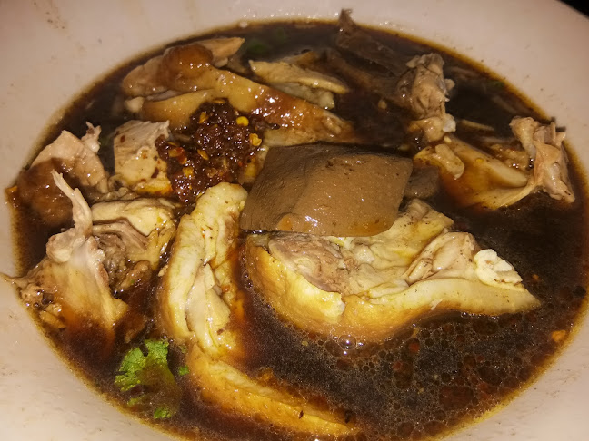 Opinii despre ก๋วยเตี๋ยวเป็ดโชกุน สูตรพริกเผา ตลาดโต้รุ่งหนองระบู în อำเภอเมืองพะเยา - การบริการอาหารและที่พัก