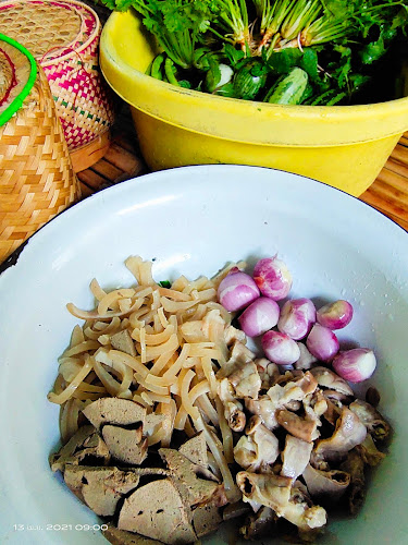 Opinii despre ไก่ต้มน้ำปลากาญจนา în อำเภอบางบัวทอง - การบริการอาหารและที่พัก