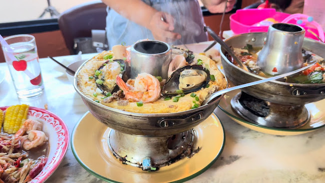 สามไบเถา คาเฟ่ แอนด์ บิสโตร